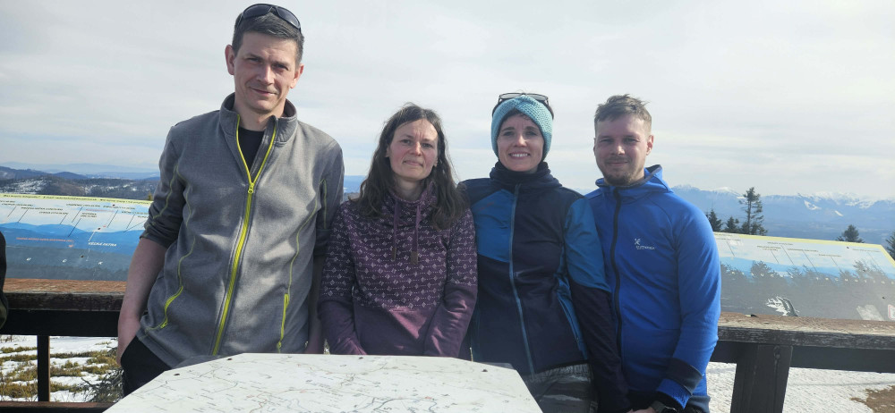 Turisti ztracení v lese